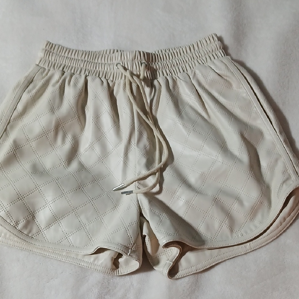 Shinestar Cream Quilted Athletic Drawstring Shorts